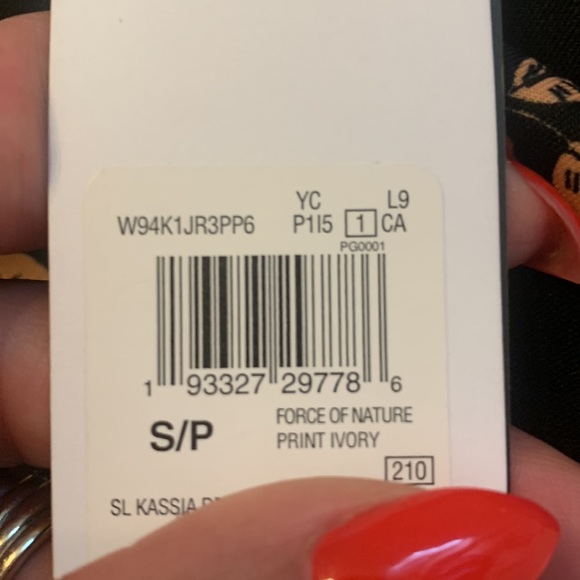 GUESS NWT MINI DRESS - Picture 2 of 2